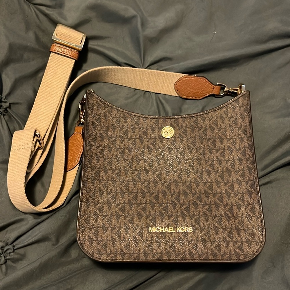 Michael Kors small cross body bag